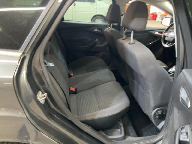 Ford Focus 1.5 EcoBoost Titanium 2018 – снимка 20