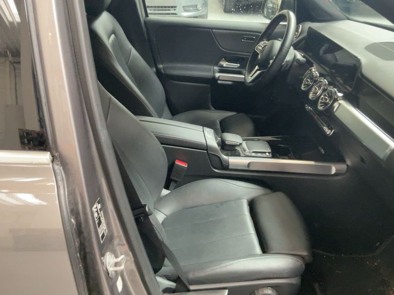 Mercedes-Benz GLB-Klasse GLB 200 d Progressive 2021 – снимка 16