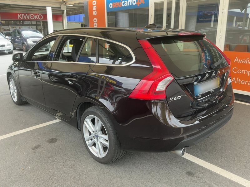 Volvo V60 1.6 D Kinetic 2012 – снимка 6