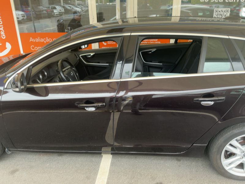 Volvo V60 1.6 D Kinetic 2012 – снимка 4