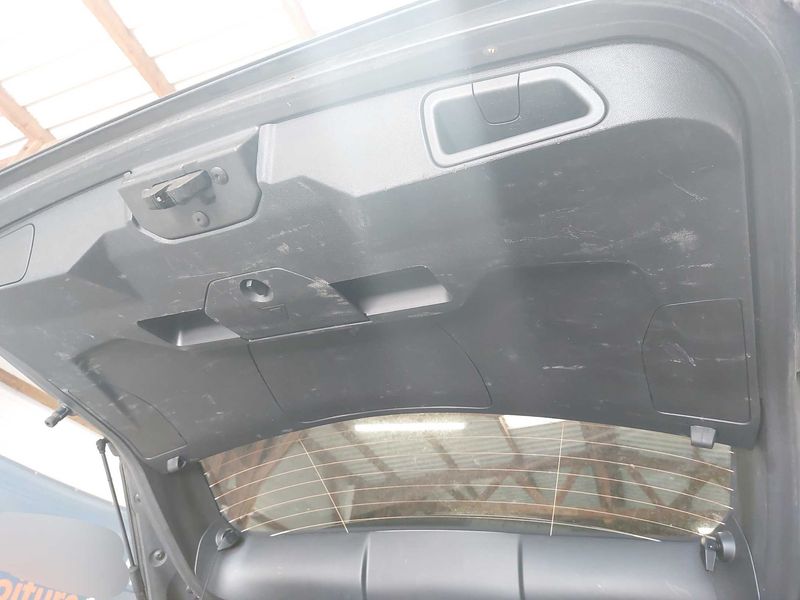 Peugeot 3008 1.5 Blue-HDi Allure Pack 2023 – снимка 33