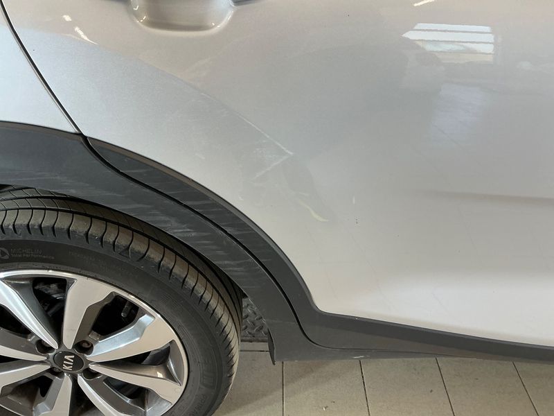 Kia Stonic 1.0 TGDI Silber 2021 – снимка 23