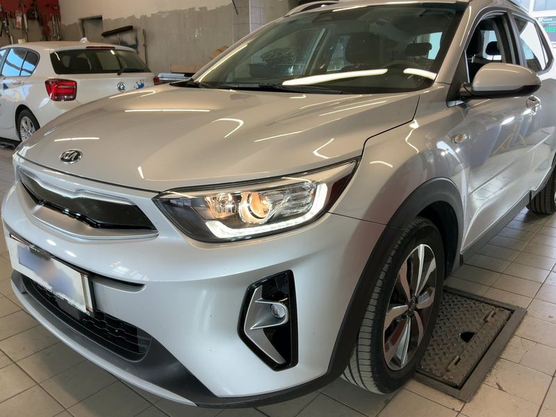 Kia Stonic 1.0 TGDI Silber 2021 – снимка 2
