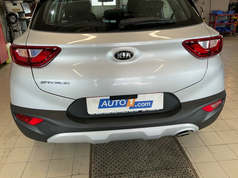 Kia Stonic 1.0 TGDI Silber 2021 – снимка 33