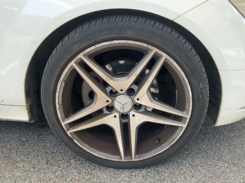 Mercedes-Benz C-Klasse C 200 CDI BlueEfficiency Avantgarde 2009 – снимка 20