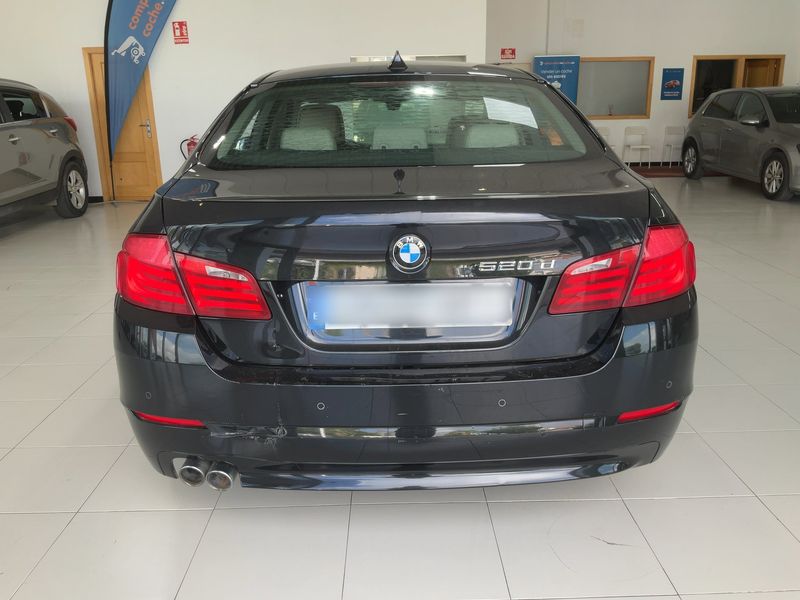 BMW 5er 520d 2011 – снимка 7