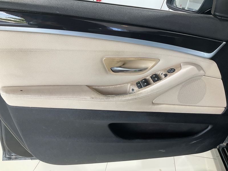 BMW 5er 520d 2011 – снимка 26