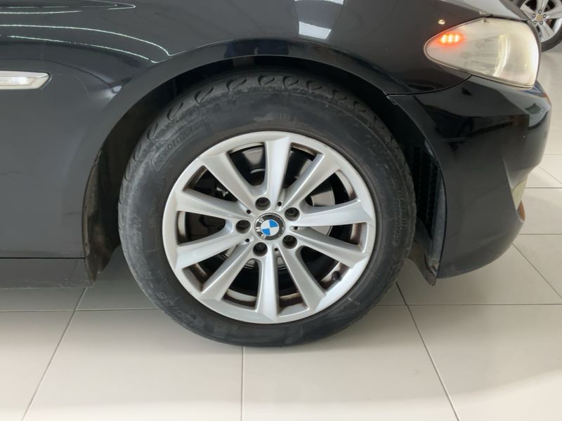BMW 5er 520d 2011 – снимка 11
