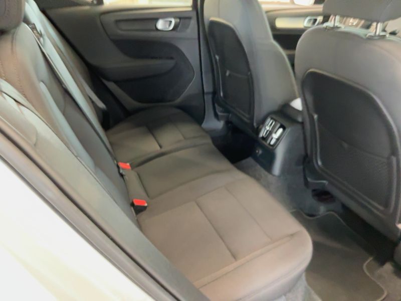 Volvo XC40 1.5 T5 Recharge Plug-in Hybrid R Design Expression 2WD 2020 – снимка 19