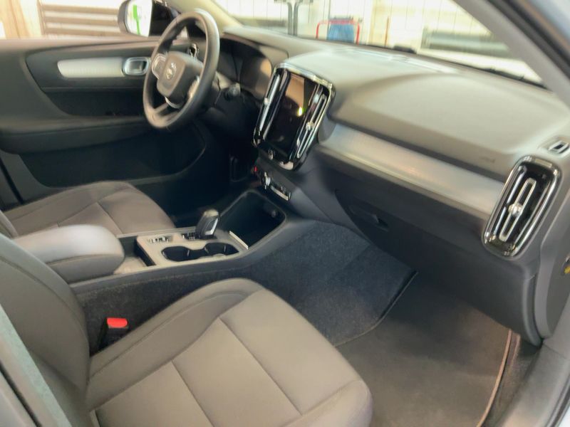 Volvo XC40 1.5 T5 Recharge Plug-in Hybrid R Design Expression 2WD 2020 – снимка 16