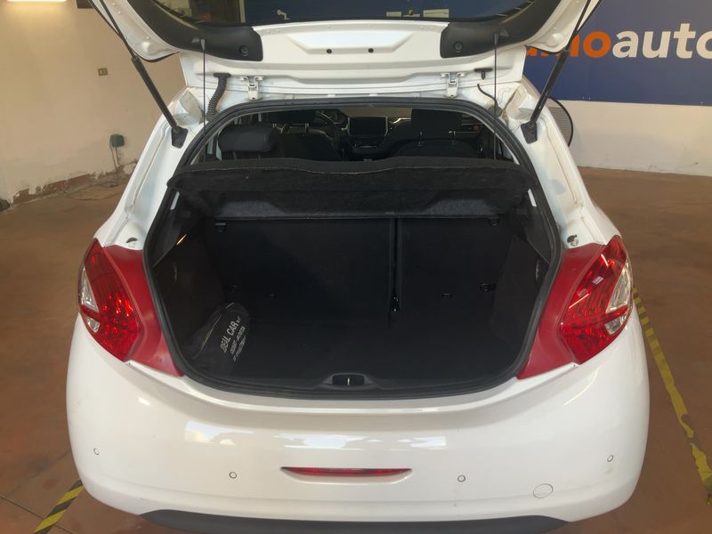 Peugeot 208 1.2 VTi Allure 2014 – снимка 15