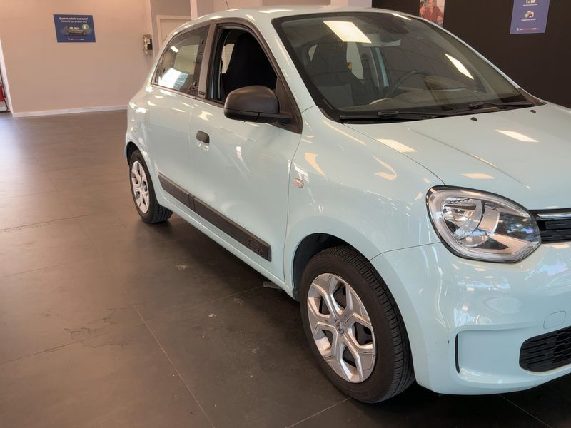 Renault Twingo electric drive 60 kW Life Electric 2021 – снимка 12