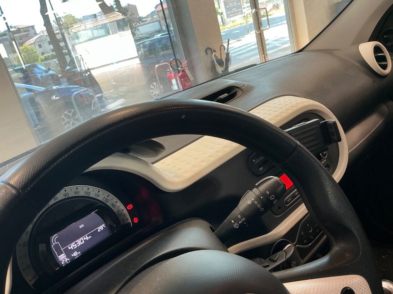 Renault Twingo electric drive 60 kW Life Electric 2021 – снимка 24