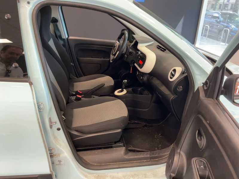 Renault Twingo electric drive 60 kW Life Electric 2021 – снимка 16