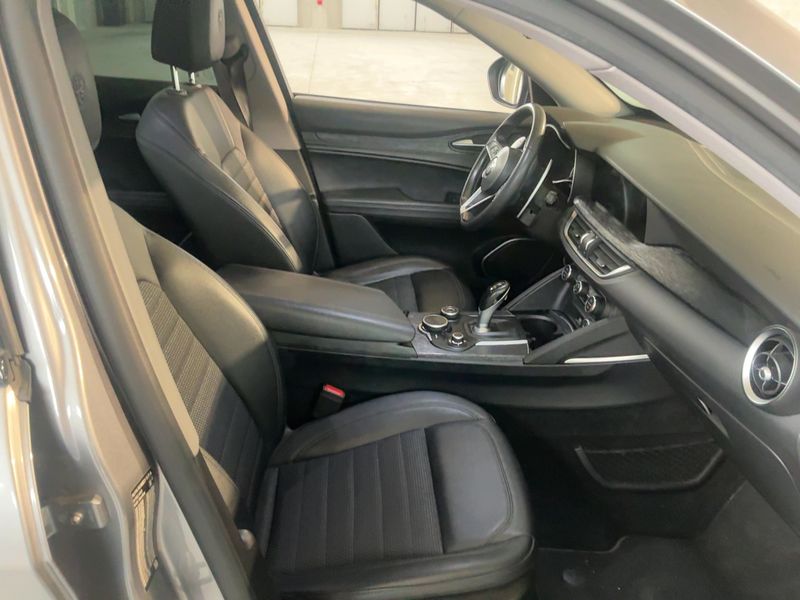 Alfa Romeo Stelvio 2.2 JTDM B-Tech Q4 2019 – снимка 16