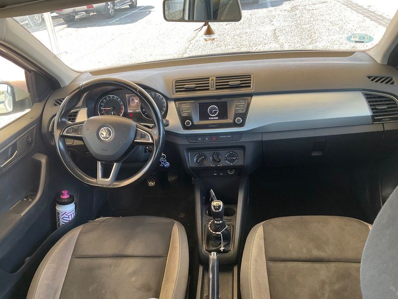 Skoda Fabia 1.4 TDI Ambition 2015 – снимка 17