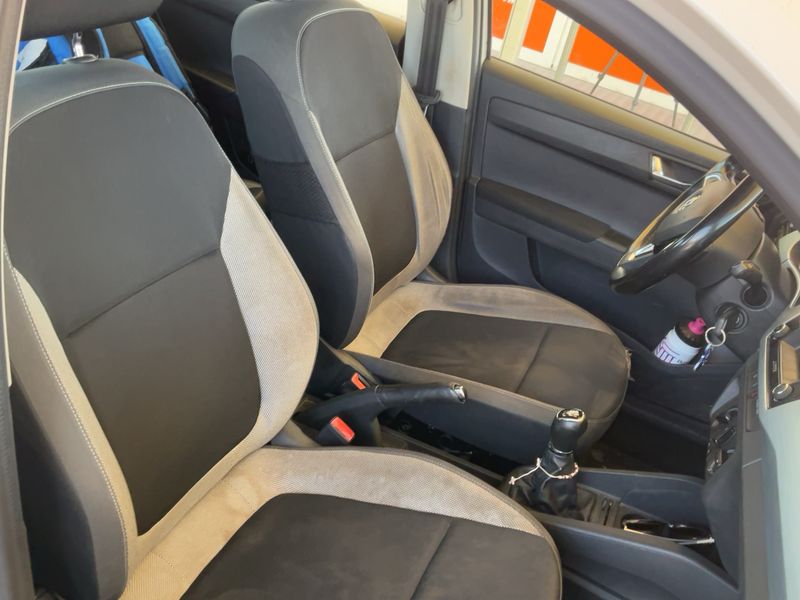 Skoda Fabia 1.4 TDI Ambition 2015 – снимка 16