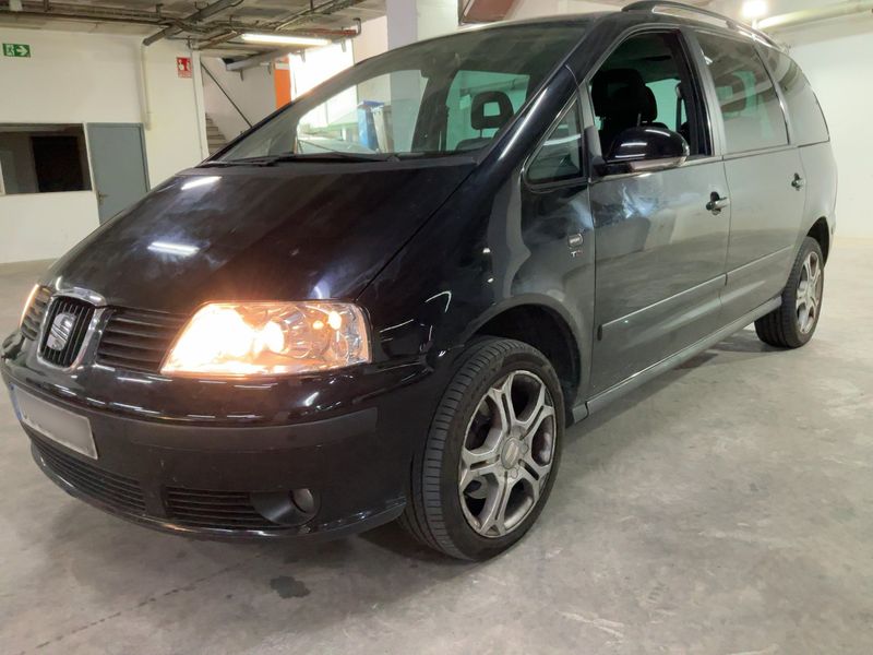 Seat Alhambra 2.0 TDI Sport Plus 2009 – снимка 1