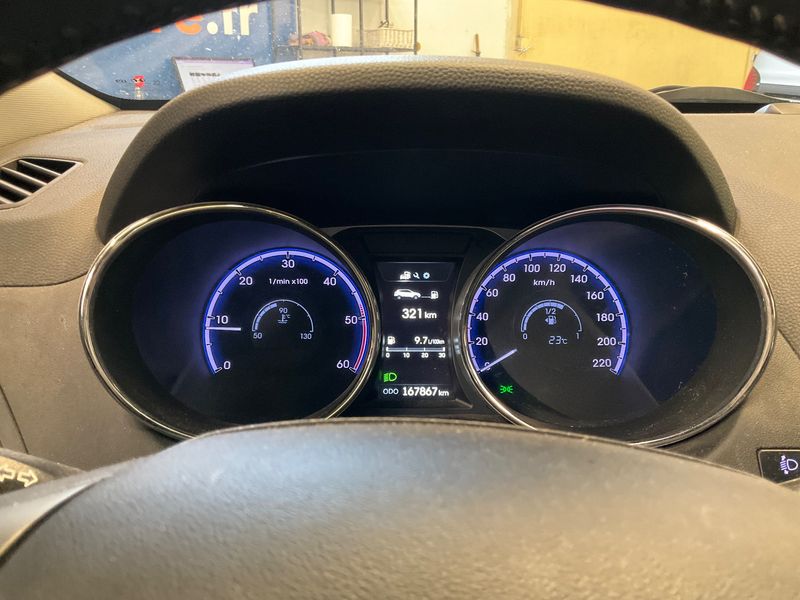 Hyundai ix35 1.7 CRDi Business Blue 2WD 2015 – снимка 18