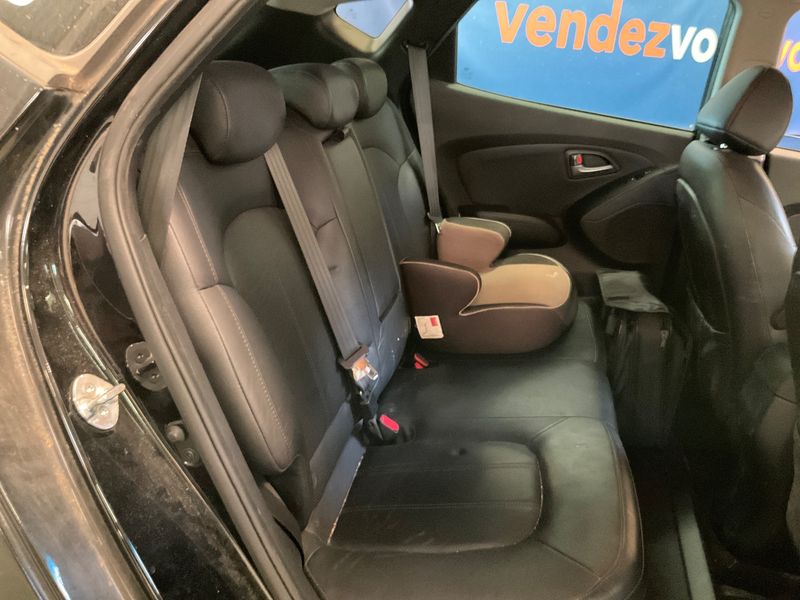 Hyundai ix35 1.7 CRDi Business Blue 2WD 2015 – снимка 19