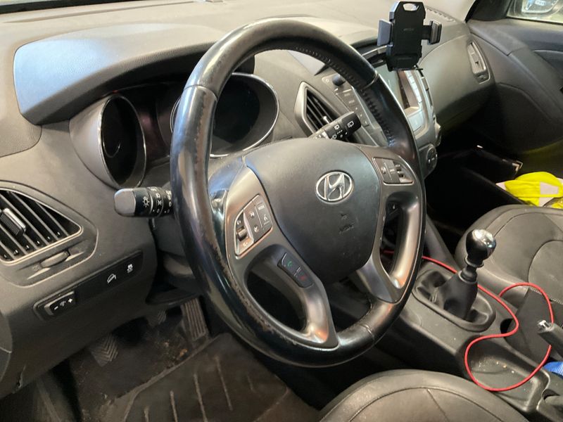 Hyundai ix35 1.7 CRDi Business Blue 2WD 2015 – снимка 30