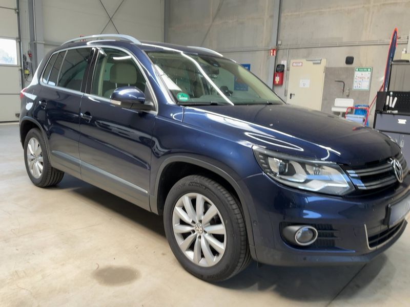 Volkswagen Tiguan 2.0 TDI Sport & Style 4Motion BlueMotion Tech 2015 – снимка 12