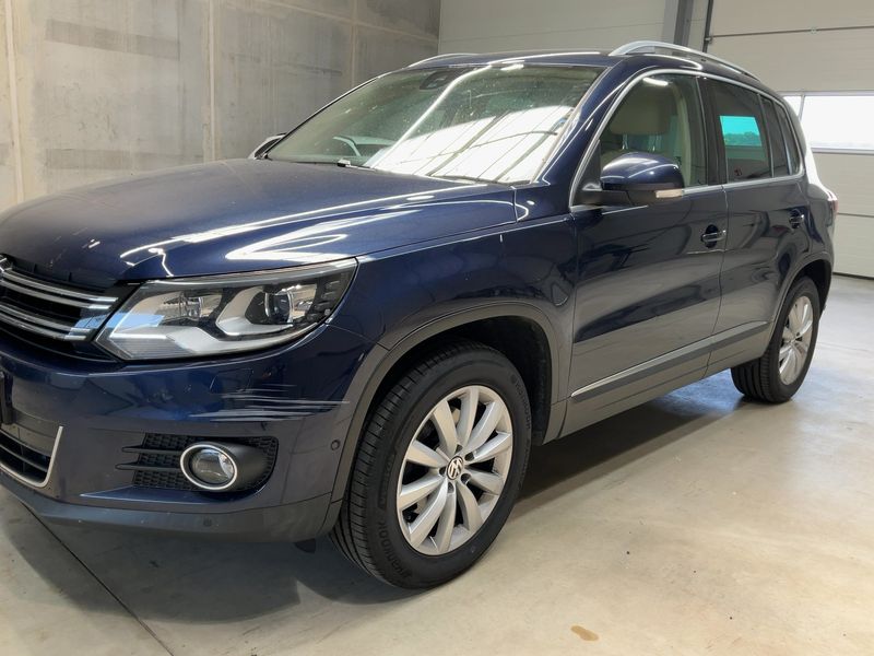 Volkswagen Tiguan 2.0 TDI Sport & Style 4Motion BlueMotion Tech 2015 – снимка 2