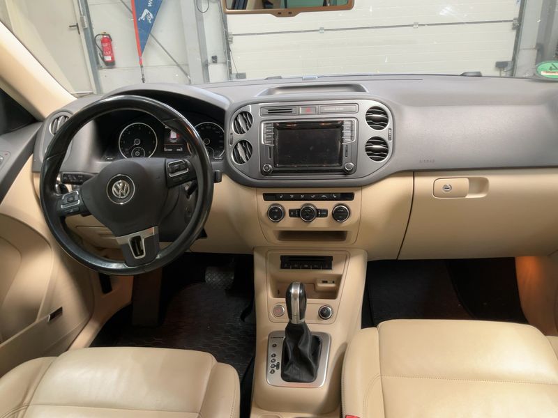 Volkswagen Tiguan 2.0 TDI Sport & Style 4Motion BlueMotion Tech 2015 – снимка 18