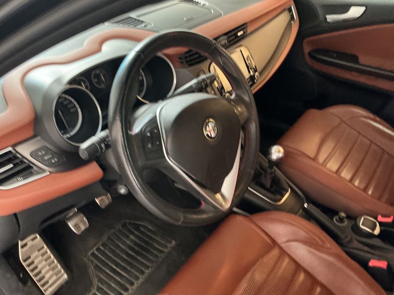 Alfa Romeo Giulietta 1.4 Turbo Turismo 2014 – снимка 30