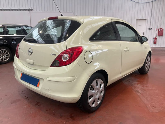 Opel Corsa 1.3 CDTI Edition 2011 – снимка 2