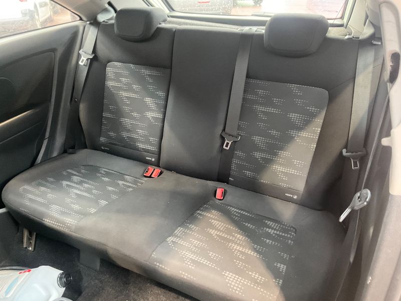 Opel Corsa 1.3 CDTI Edition 2011 – снимка на щета