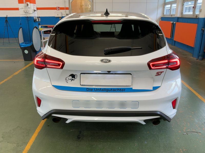 Ford Focus 2.3 EcoBoost ST X 2023 – снимка 7