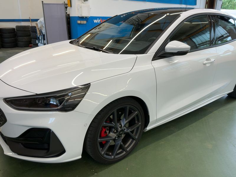 Ford Focus 2.3 EcoBoost ST X 2023 – снимка 2