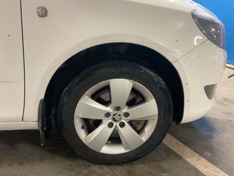 Skoda Fabia 1.2 TSI Ambition 2014 – снимка 11