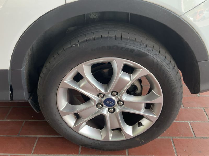 Ford Kuga 2.0 TDCi Titanium 2013 – снимка 5