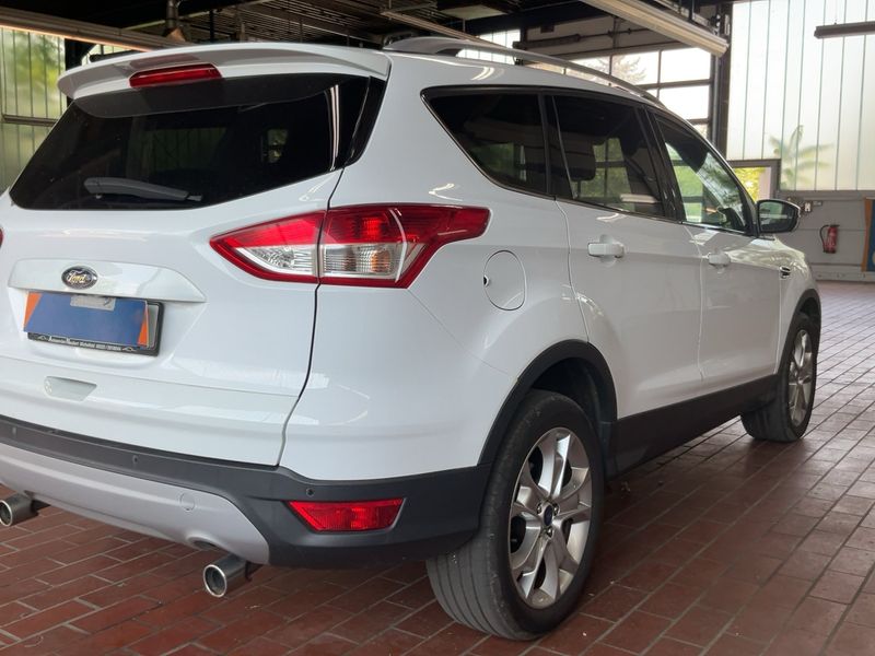 Ford Kuga 2.0 TDCi Titanium 2013 – снимка 8