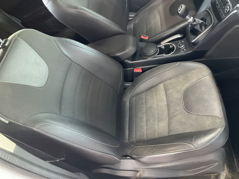 Ford Kuga 2.0 TDCi Titanium 2013 – снимка 24