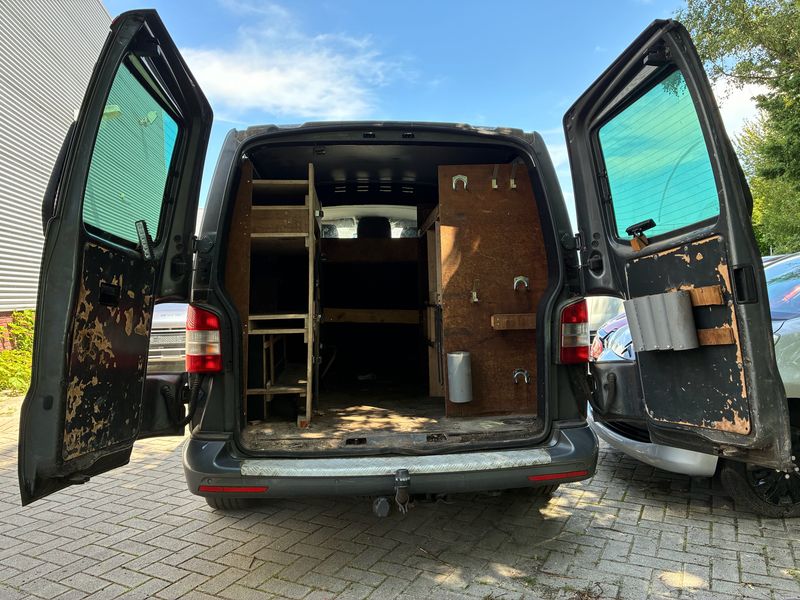 Volkswagen T5 Transporter 2.0 TDI Kasten Edition 2013 – снимка 9
