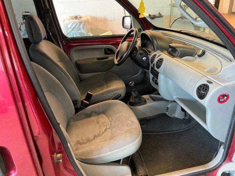 Renault Kangoo 1.6 Privilege 2001 – снимка 3