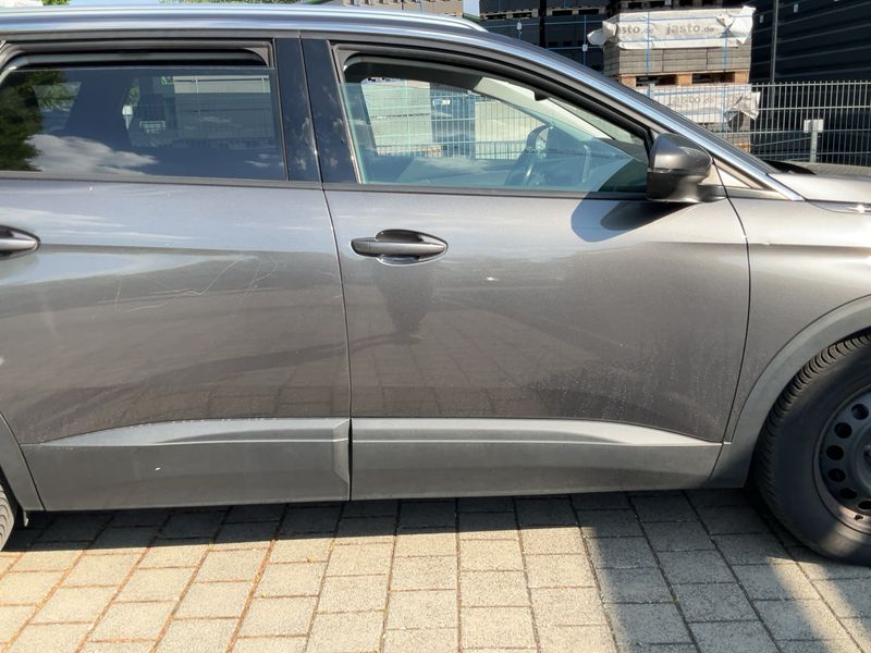 Peugeot 5008 1.2 PureTech Active 2019 – снимка 10