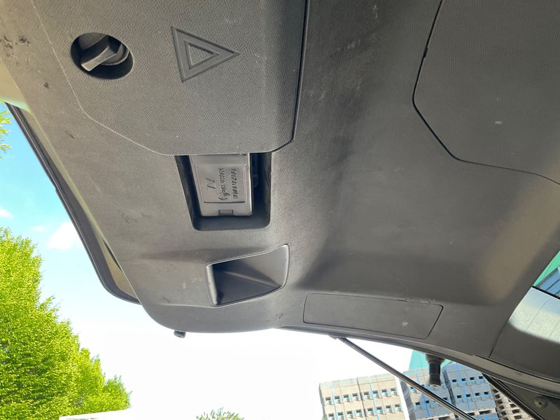 Peugeot 5008 1.2 PureTech Active 2019 – снимка 28