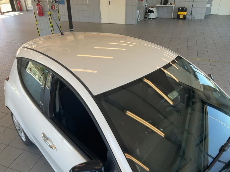 Lancia Ypsilon 1.2 Gold 2013 – снимка 13