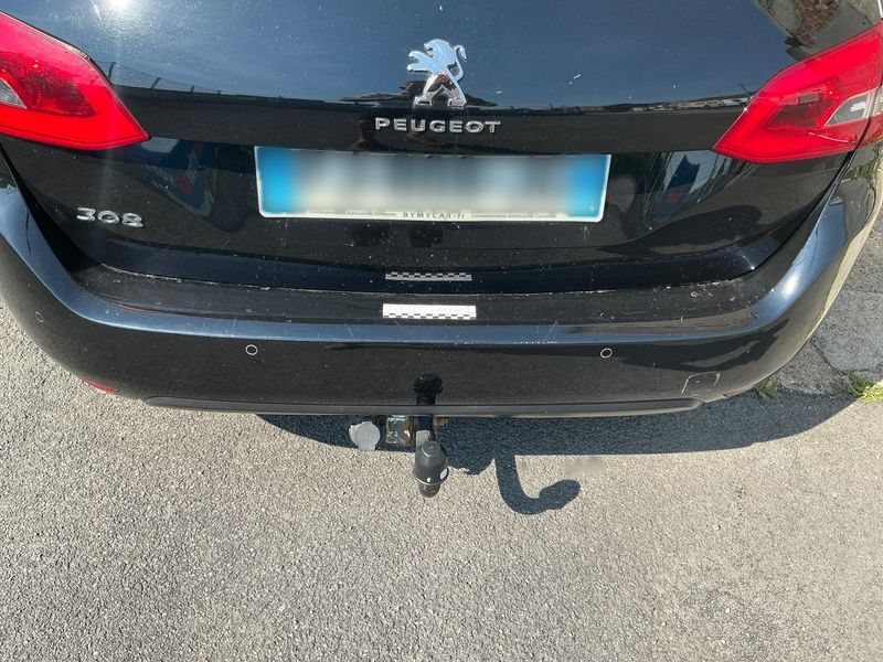 Peugeot 308 1.5 Blue-HDi Active Business 2019 – снимка 28
