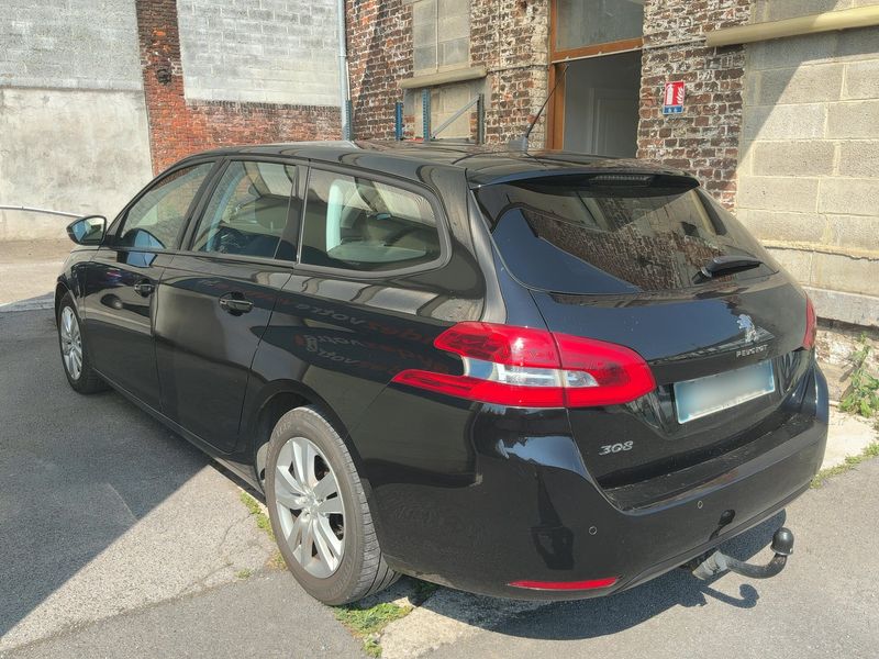 Peugeot 308 1.5 Blue-HDi Active Business 2019 – снимка 6