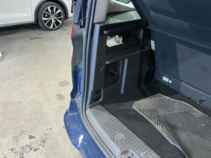 Ford Tourneo 1.0 EcoBoost Trend 2018 – снимка 26