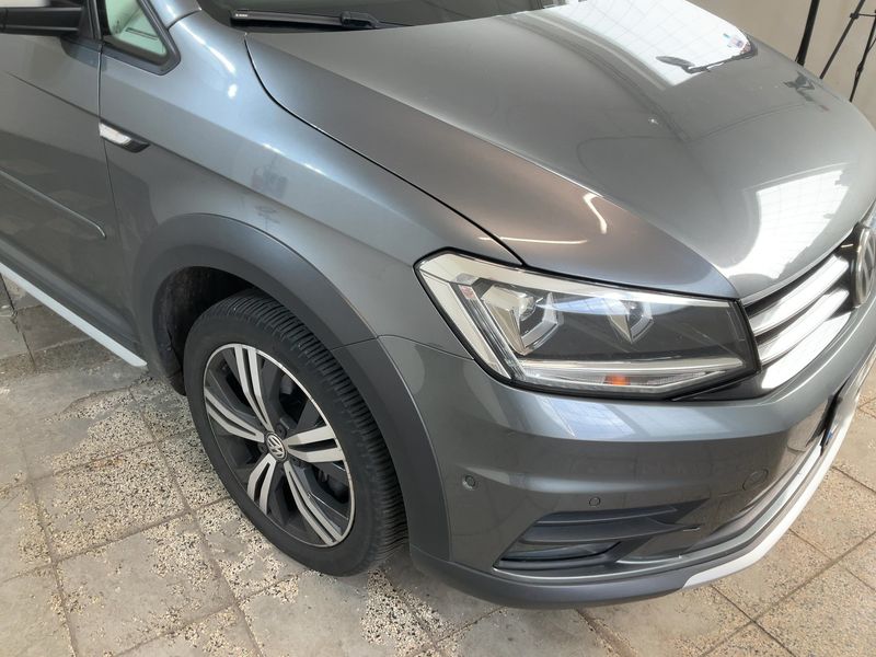 Volkswagen Caddy 1.4 TSI Alltrack BlueMotion Tech 2020 – снимка 12