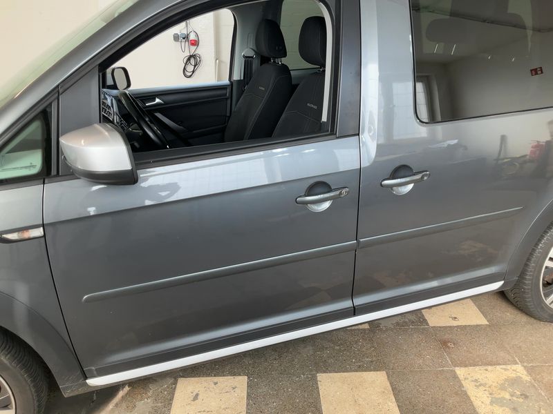 Volkswagen Caddy 1.4 TSI Alltrack BlueMotion Tech 2020 – снимка 4