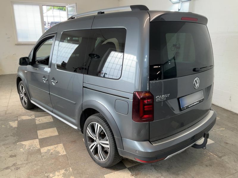 Volkswagen Caddy 1.4 TSI Alltrack BlueMotion Tech 2020 – снимка 6