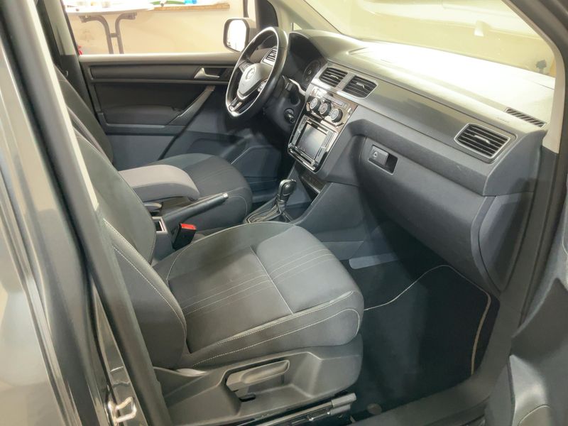 Volkswagen Caddy 1.4 TSI Alltrack BlueMotion Tech 2020 – снимка 16