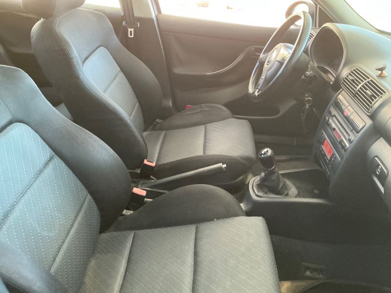 Seat Leon 1.6 Sport 2004 – снимка 3